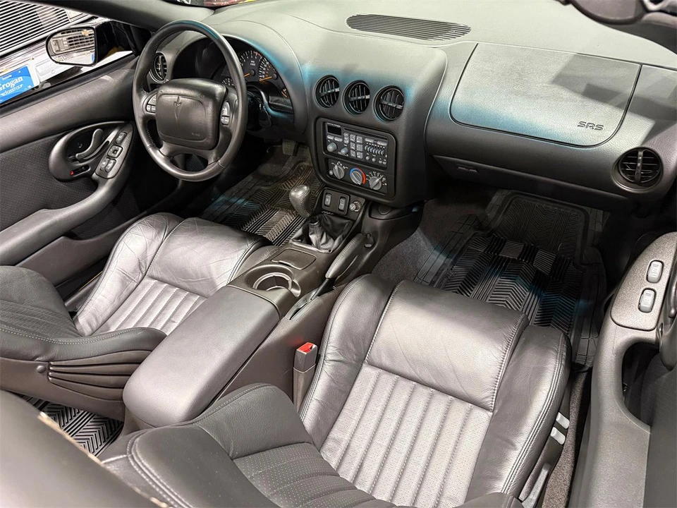 2002 Pontiac Firebird Trans Am 4th Gen - Image 28 of 31