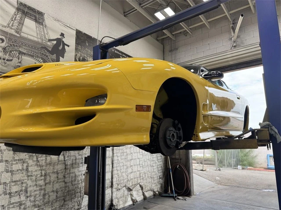 2002 Pontiac Firebird Trans Am 4th Gen - Image 25 of 31