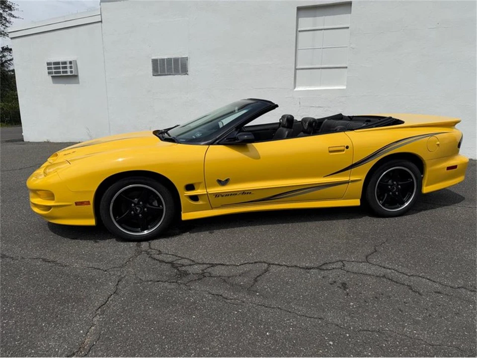 2002 Pontiac Firebird Trans Am 4th Gen - Image 10 of 31