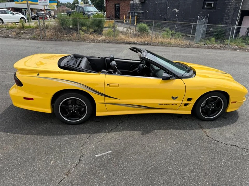 2002 Pontiac Firebird Trans Am 4th Gen - Image 20 of 31