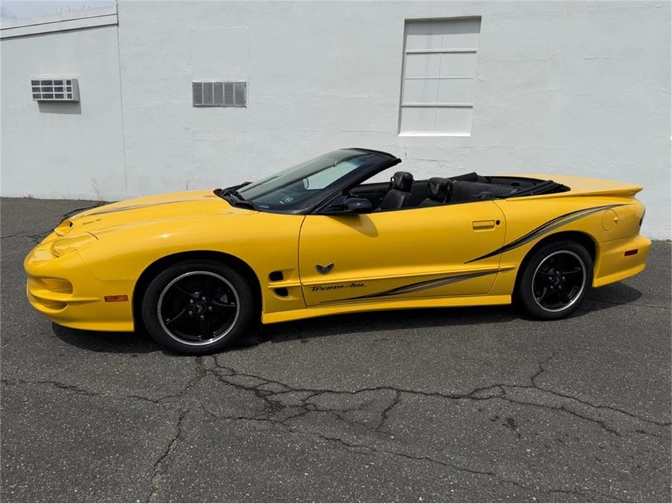 2002 Pontiac Firebird Trans Am 4th Gen - Image 2 of 31