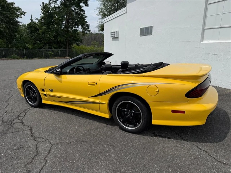 2002 Pontiac Firebird Trans Am 4th Gen - Image 12 of 31