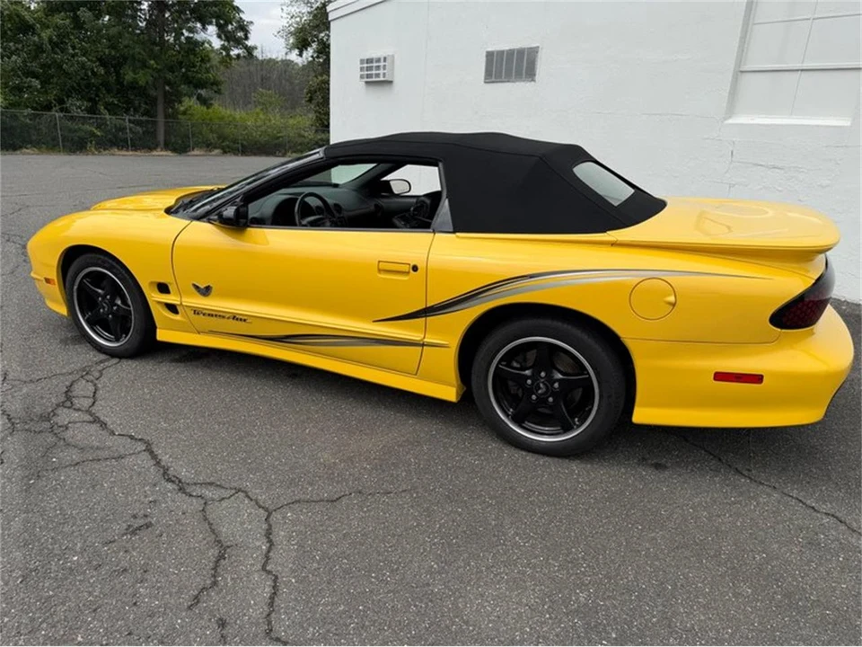 2002 Pontiac Firebird Trans Am 4th Gen - Image 27 of 31