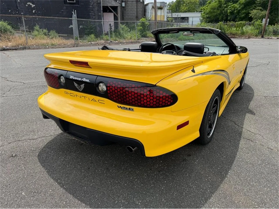 2002 Pontiac Firebird Trans Am 4th Gen - Image 18 of 31