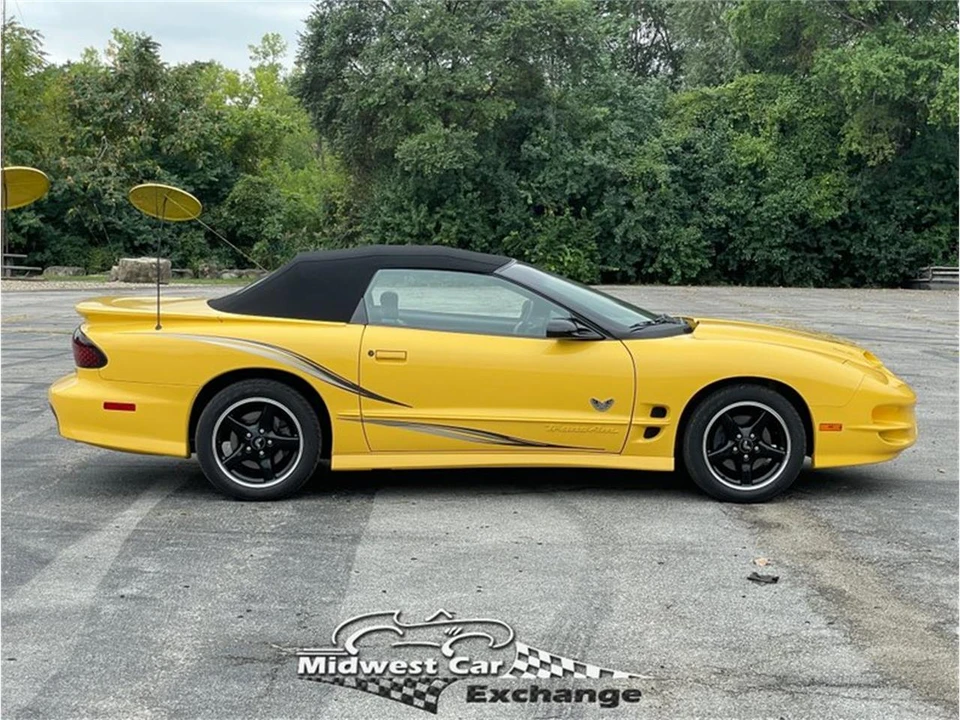 2002 Pontiac Firebird Trans Am 4th Gen - Image 21 of 31