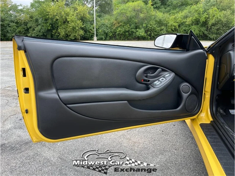 2002 Pontiac Firebird Trans Am 4th Gen - Image 15 of 31