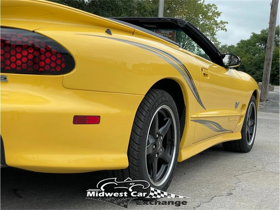 2002 Pontiac Firebird Trans Am 4th Gen - Image 27 of 31