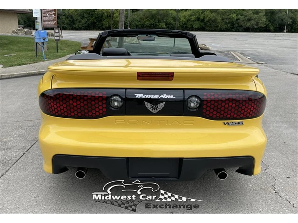 2002 Pontiac Firebird Trans Am 4th Gen - Image 11 of 31