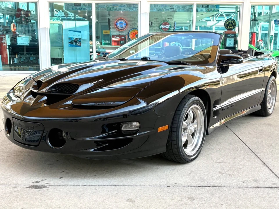 2002 Pontiac Firebird Trans Am 4th Gen - Image 13 of 21