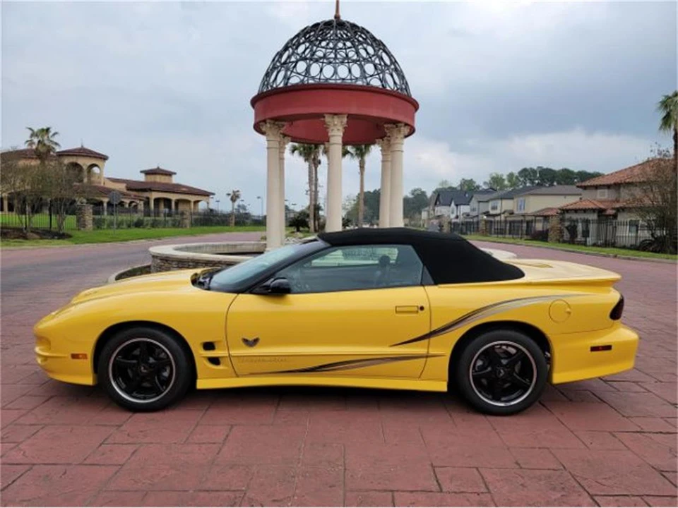 2002 Pontiac Firebird Trans Am 4th Gen - Image 16 of 30