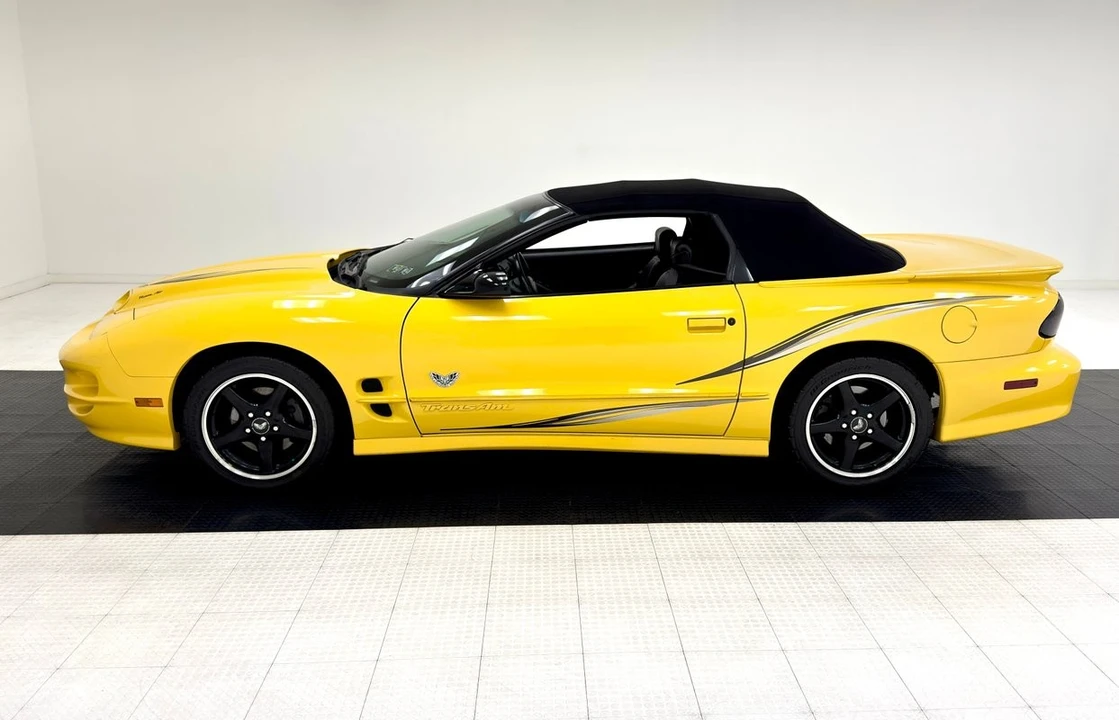 2002 Pontiac Firebird Trans Am 4th Gen - Image 3 of 12
