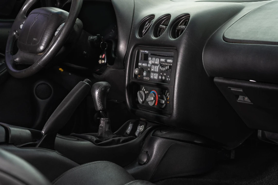 2002 Pontiac Firebird Trans Am 4th Gen - Image 27 of 31