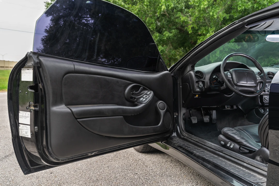 2002 Pontiac Firebird Trans Am 4th Gen - Image 23 of 31
