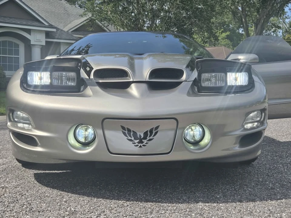 2002 Pontiac Firebird Trans Am 4th Gen - Image 9 of 11