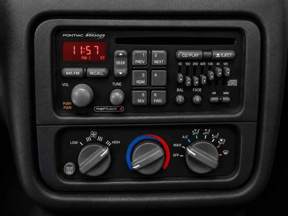 2002 Pontiac Firebird Trans Am 4th Gen - Image 16 of 19