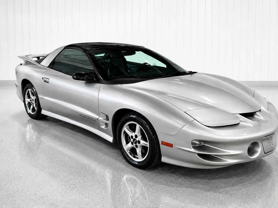 2002 Pontiac Firebird Trans Am 4th Gen - Image 4 of 19