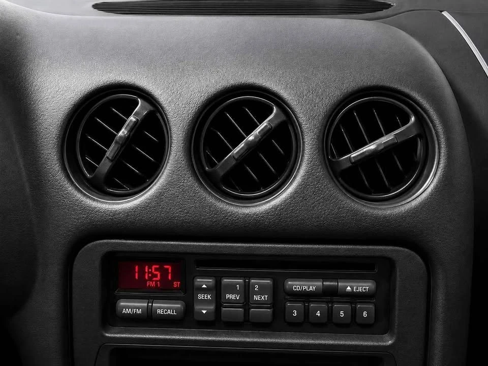 2002 Pontiac Firebird Trans Am 4th Gen - Image 17 of 19