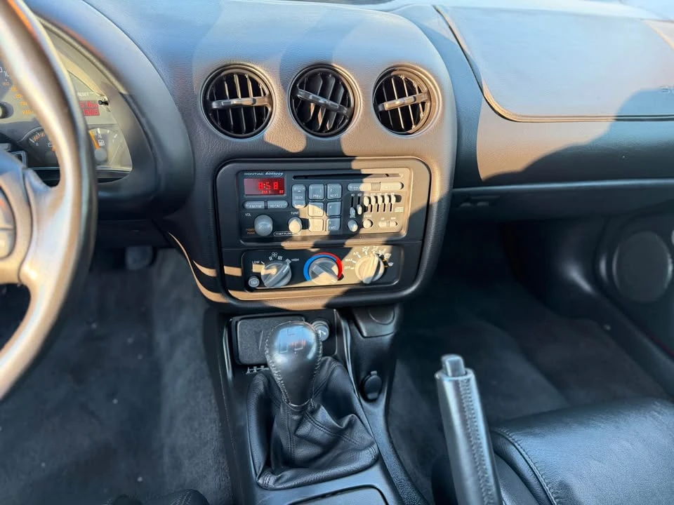 2002 Pontiac Firebird Trans Am 4th Gen - Image 13 of 19