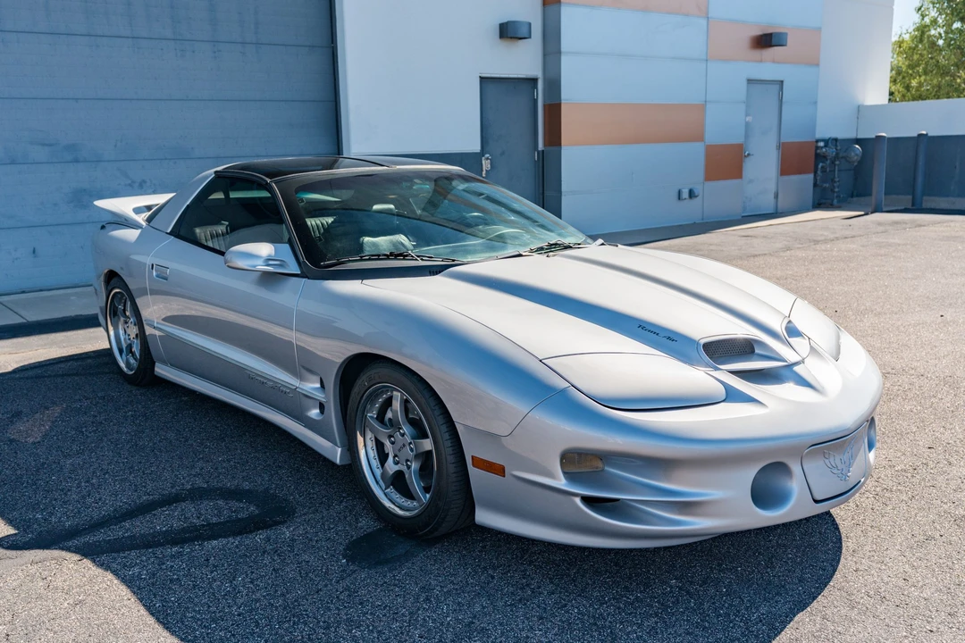 2002 Pontiac Firebird Trans Am 4th Gen - Image 11 of 31