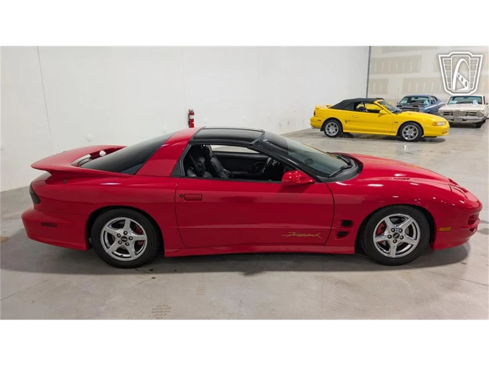 2002 Pontiac Firebird Trans Am 4th Gen - Image 17 of 31