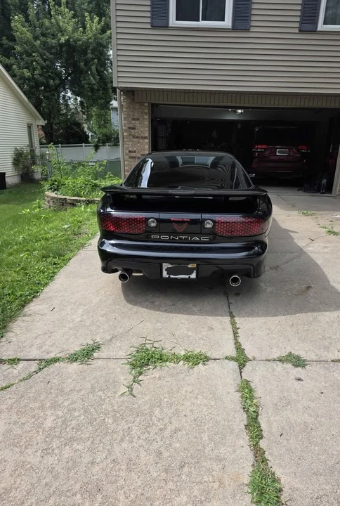 2002 Pontiac Firebird Trans Am 4th Gen - Image 8 of 13
