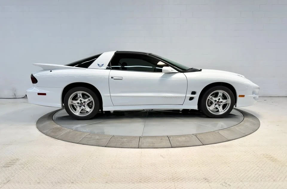 2002 Pontiac Firebird Trans Am 4th Gen - Image 3 of 20