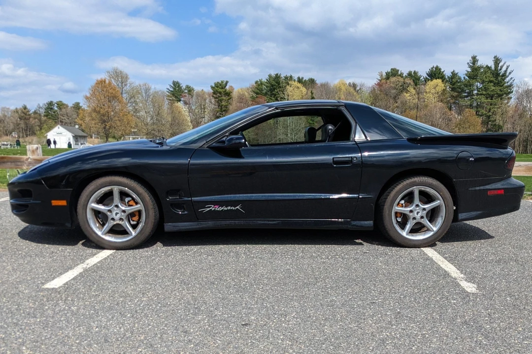 2002 Pontiac Firebird Trans Am 4th Gen - Image 3 of 31
