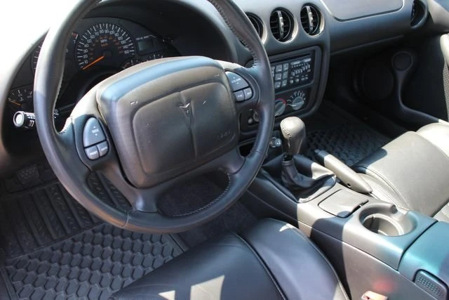2002 Pontiac Firebird Trans Am 4th Gen - Image 5 of 10