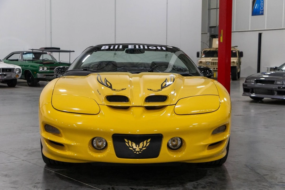 2002 Pontiac Firebird Trans Am 4th Gen - Image 10 of 21