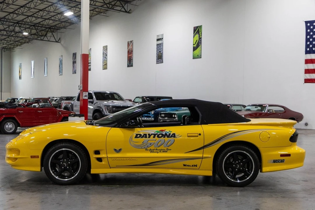 2002 Pontiac Firebird Trans Am 4th Gen - Image 15 of 21