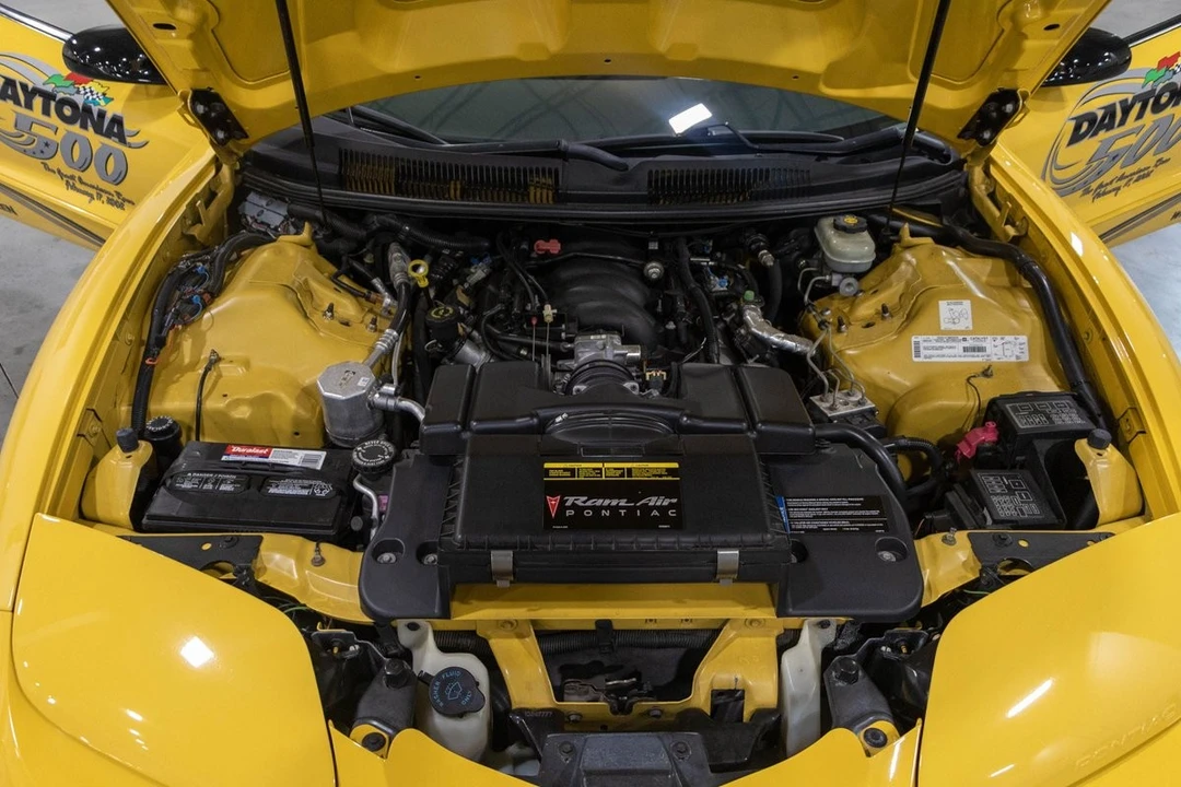 2002 Pontiac Firebird Trans Am 4th Gen - Image 28 of 31