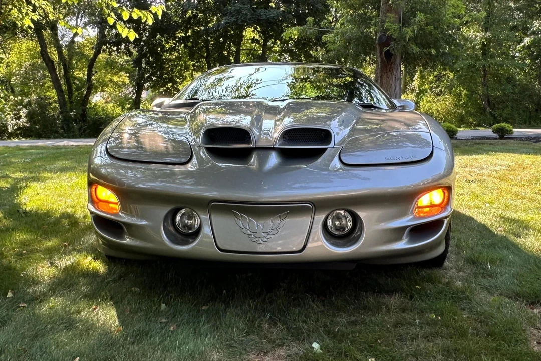 2002 Pontiac Firebird Trans Am 4th Gen - Image 2 of 31