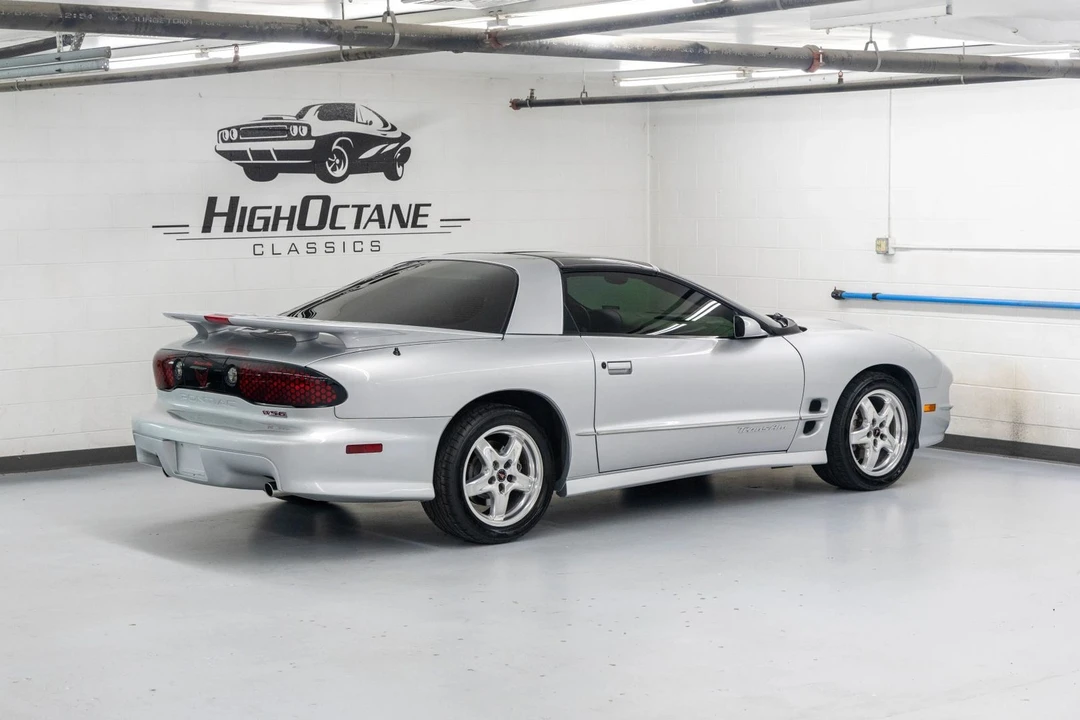 2002 Pontiac Firebird Trans Am 4th Gen - Image 5 of 27