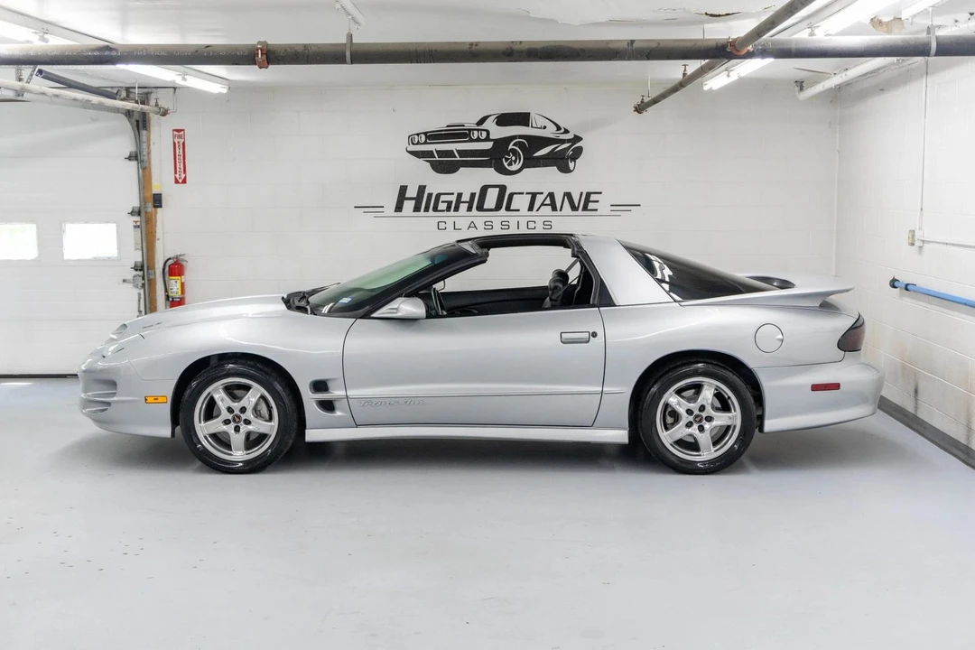 2002 Pontiac Firebird Trans Am 4th Gen - Image 4 of 27