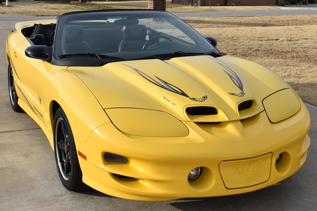 2002 Pontiac Firebird Trans Am 4th Gen - Image 2 of 11
