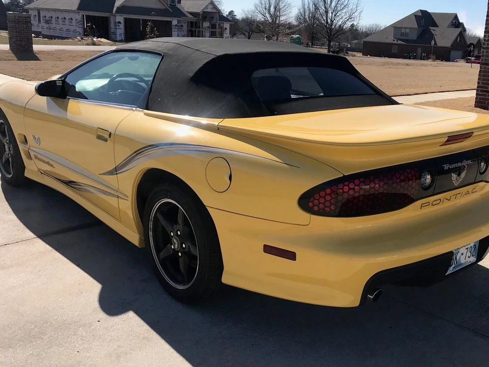 2002 Pontiac Firebird Trans Am 4th Gen - Image 9 of 11