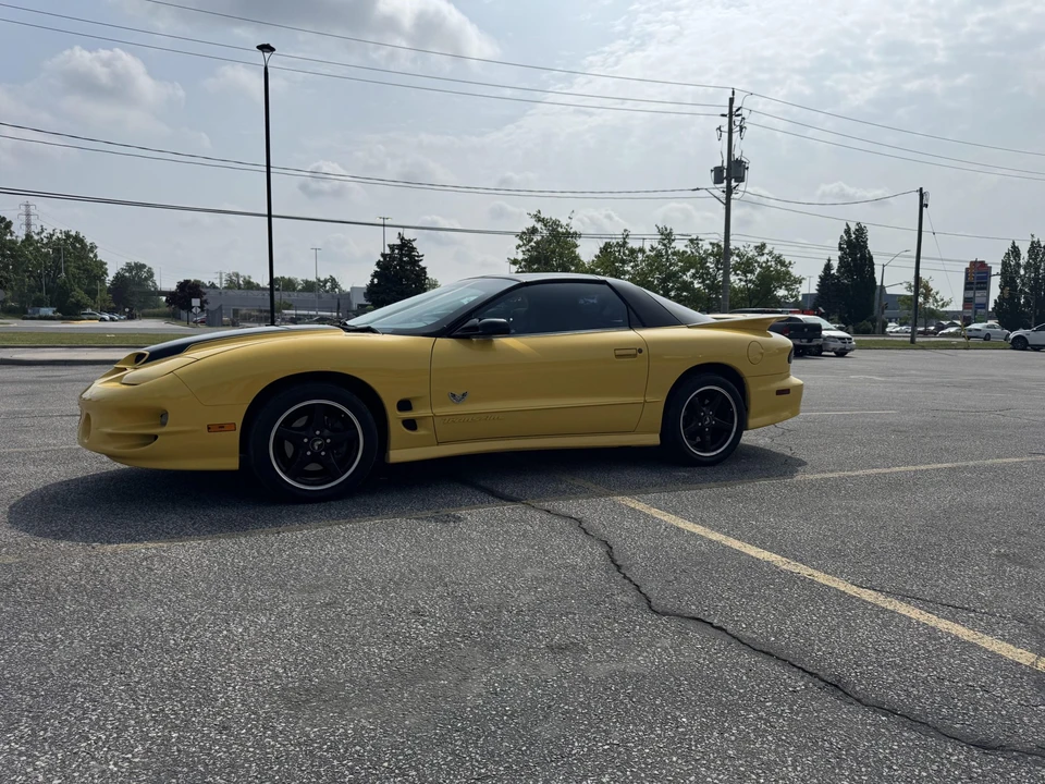 2002 Pontiac Firebird Trans Am 4th Gen - Image 2 of 31