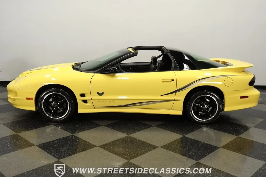 2002 Pontiac Firebird Trans Am 4th Gen - Image 3 of 12