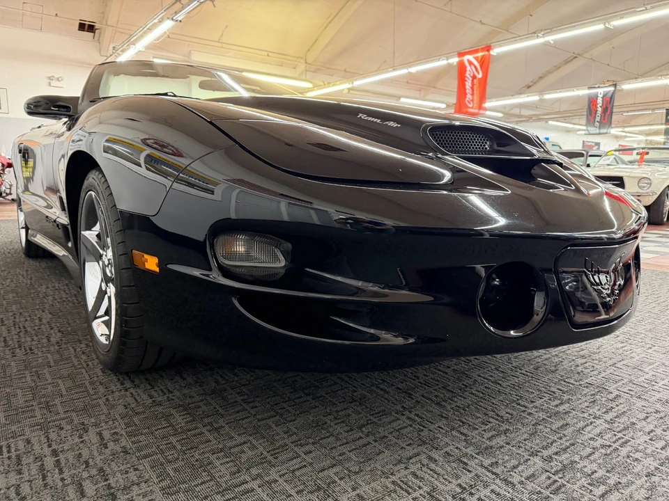 2002 Pontiac Firebird Trans Am 4th Gen - Image 18 of 31