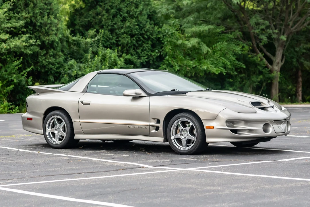 2002 Pontiac Firebird Trans Am 4th Gen - Image 4 of 31