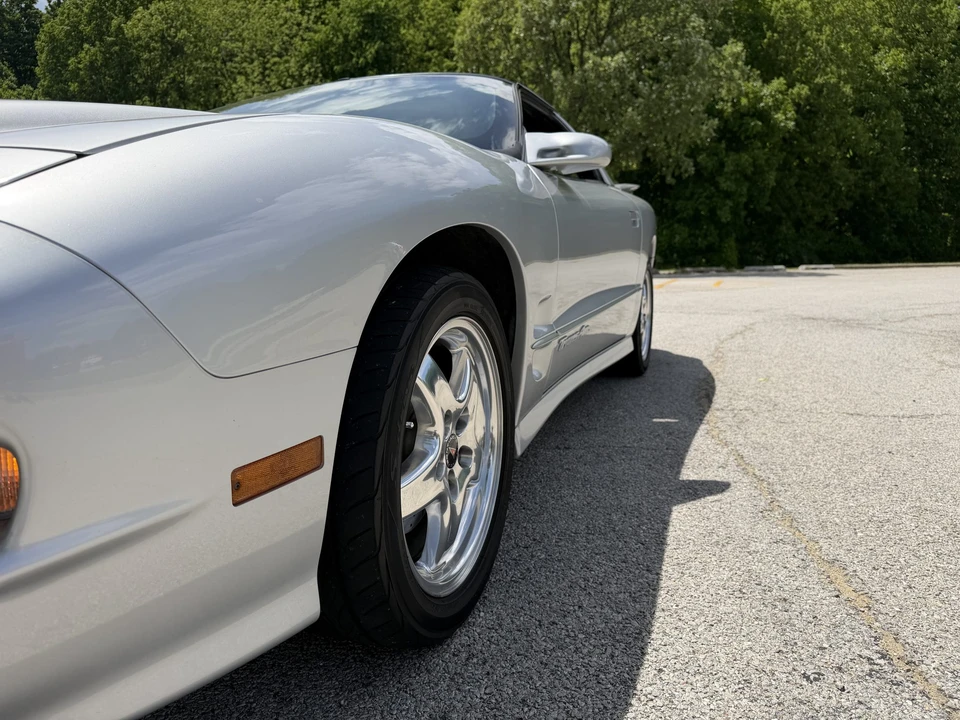 2002 Pontiac Firebird Trans Am 4th Gen - Image 25 of 31