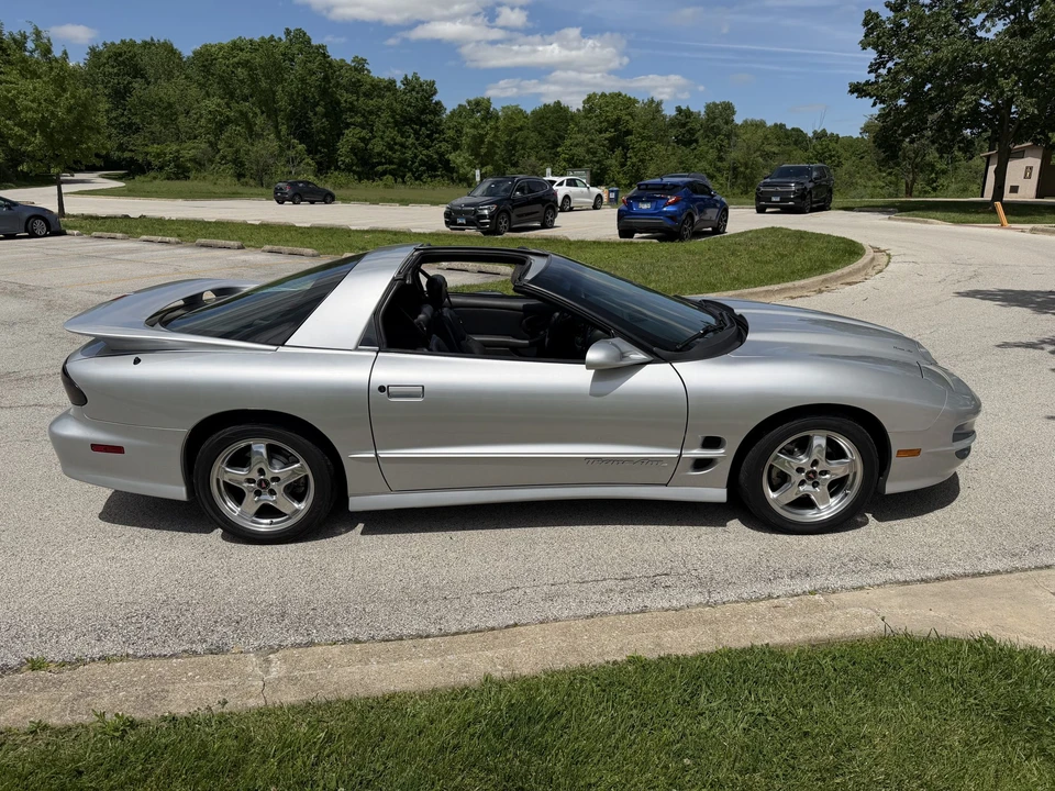 2002 Pontiac Firebird Trans Am 4th Gen - Image 6 of 31