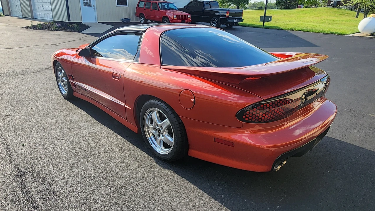 2002 Pontiac Firebird Trans Am 4th Gen - Image 16 of 31