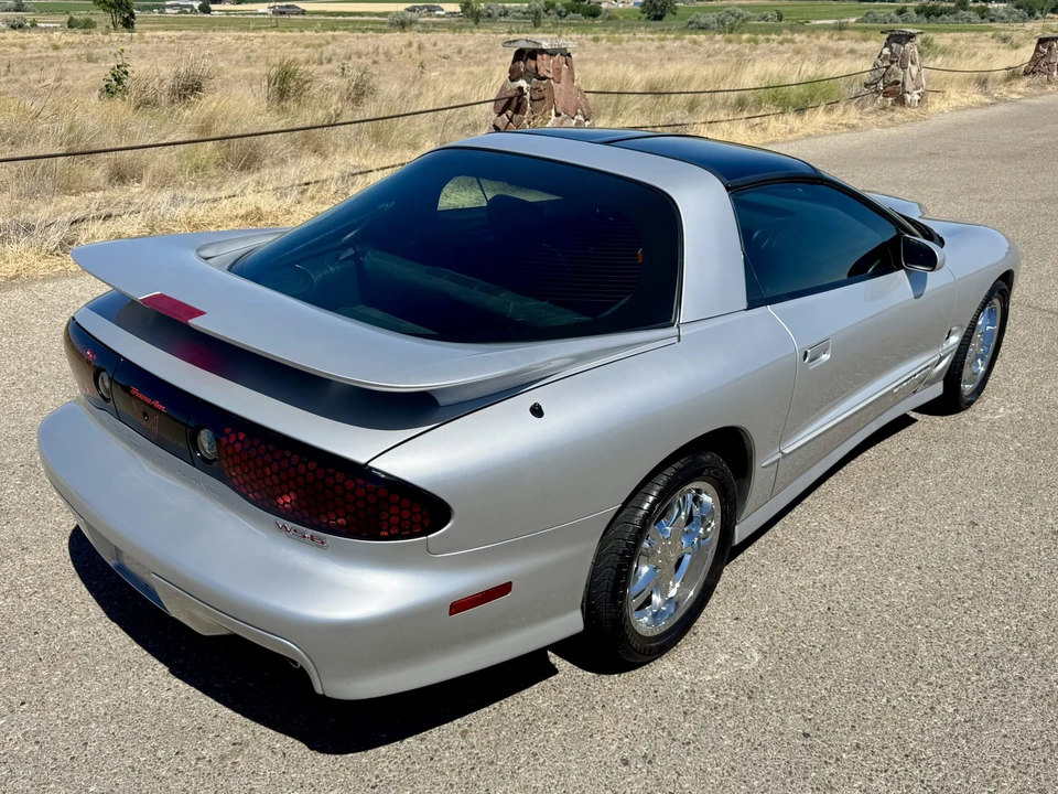 2002 Pontiac Firebird Trans Am 4th Gen - Image 14 of 31