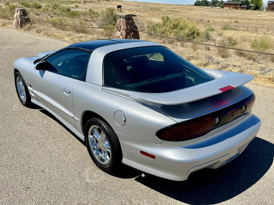 2002 Pontiac Firebird Trans Am 4th Gen - Image 10 of 31