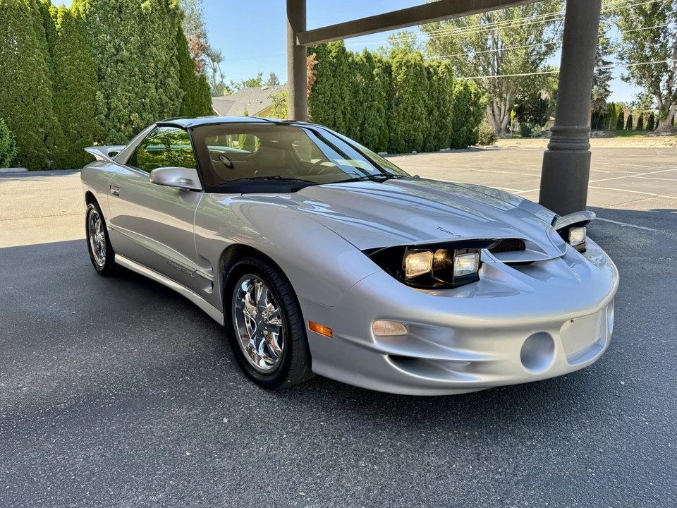 2002 Pontiac Firebird Trans Am 4th Gen - Image 2 of 31