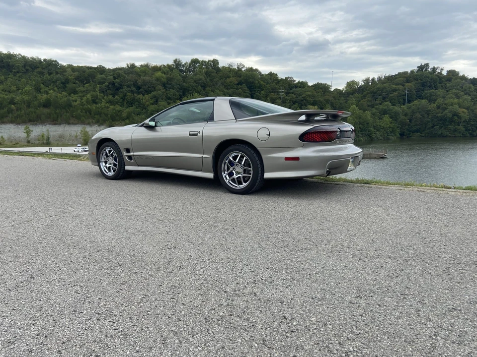 2002 Pontiac Firebird Trans Am 4th Gen - Image 19 of 31
