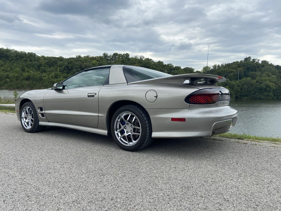 2002 Pontiac Firebird Trans Am 4th Gen - Image 20 of 31