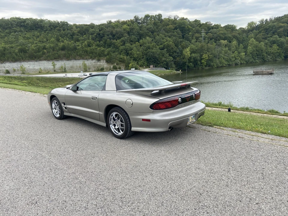 2002 Pontiac Firebird Trans Am 4th Gen - Image 24 of 31