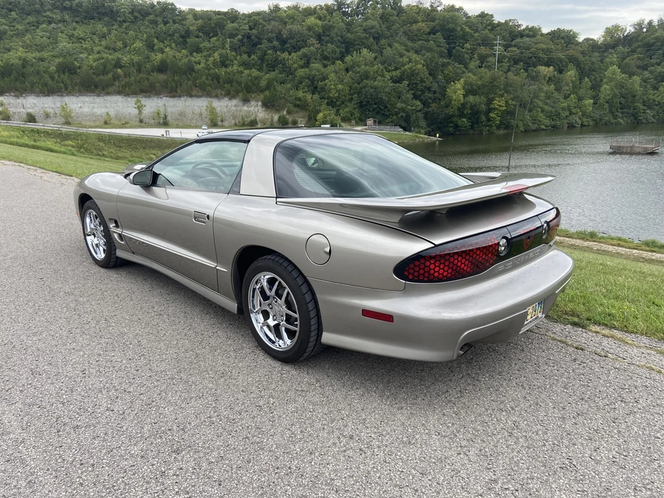 2002 Pontiac Firebird Trans Am 4th Gen - Image 23 of 31